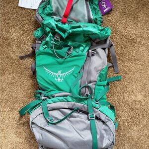 Osprey 50L Hiking Backpack NWT